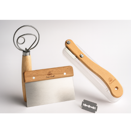 Backset aus Holz und Edelstahl